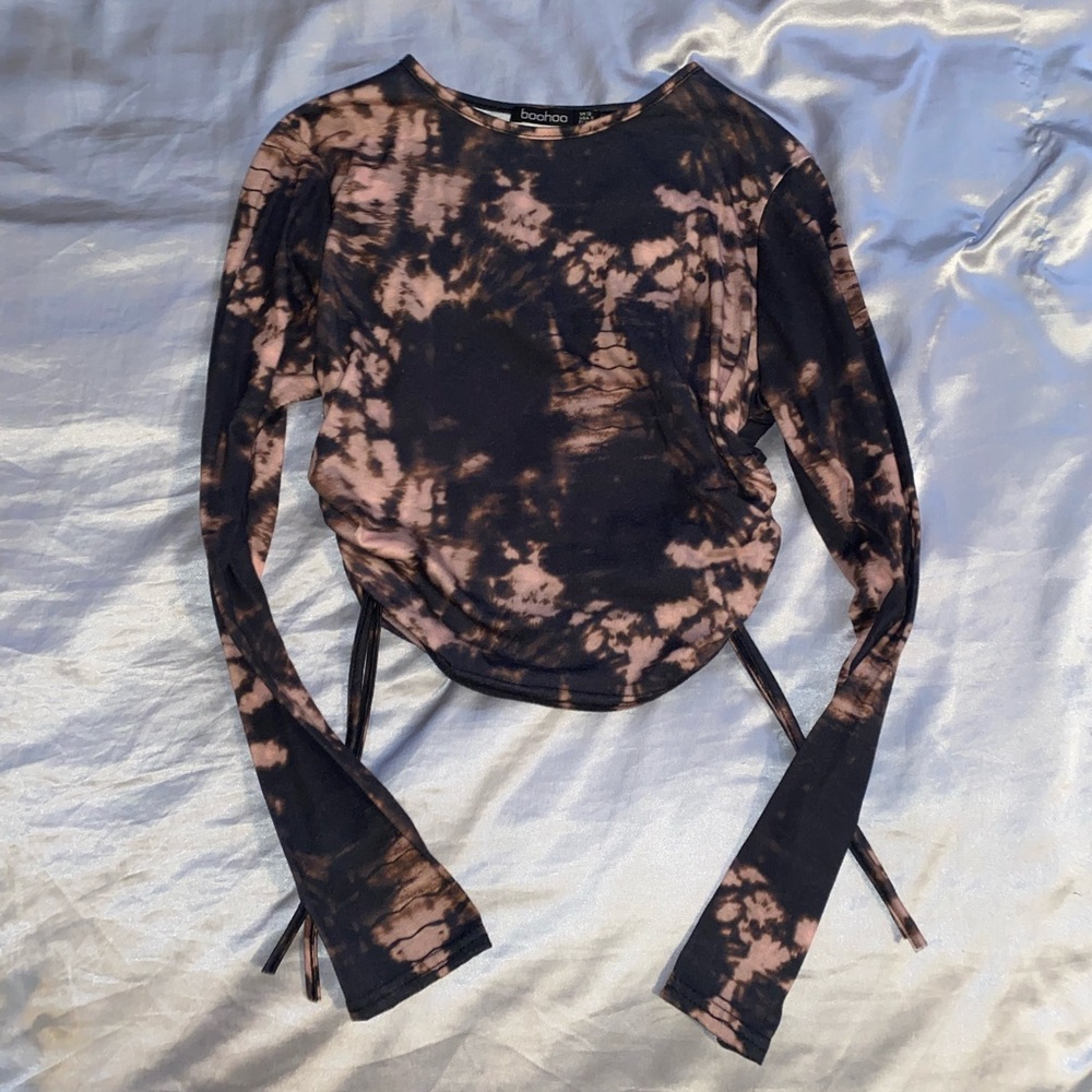 Tie-dye long sleeve side tie top